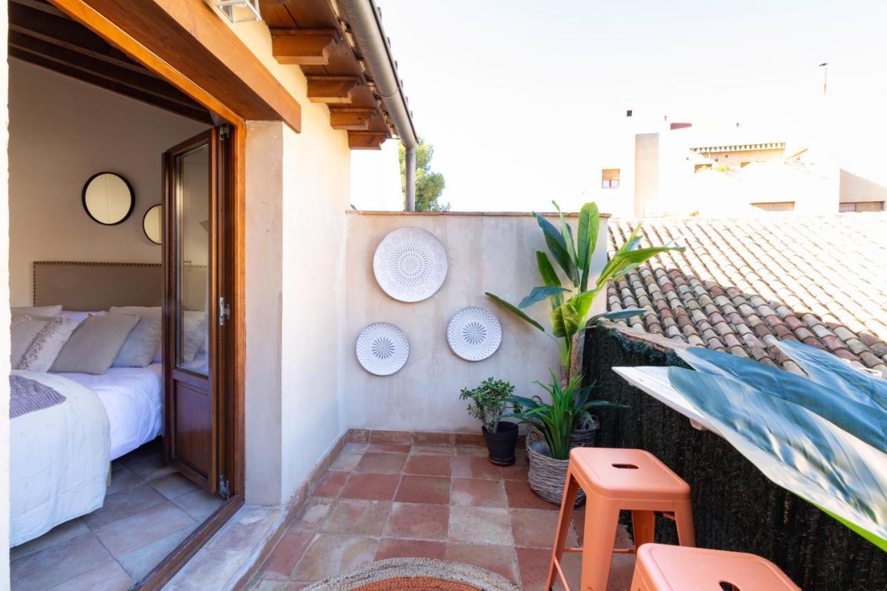 Atico Junto Al Albaicin Con Terraza Apartment Granada Luaran gambar