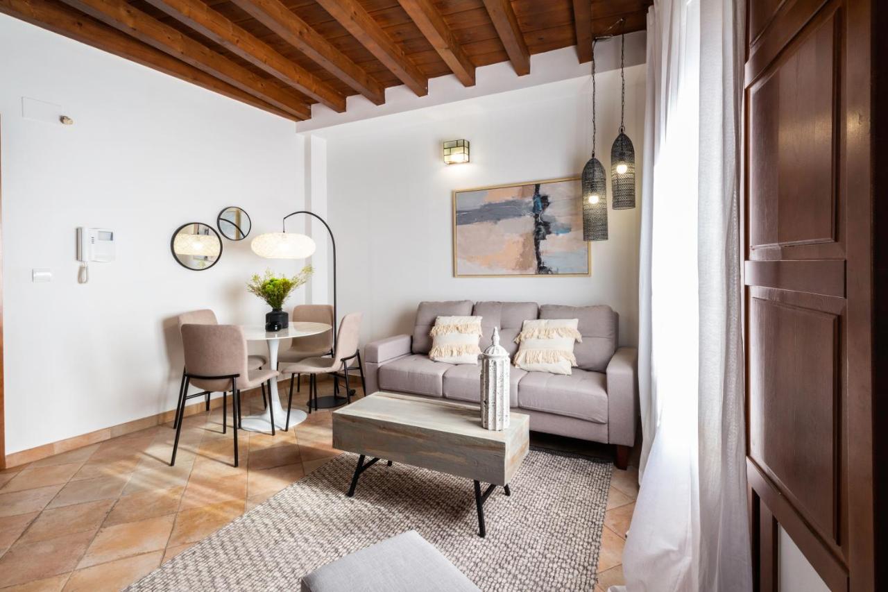 Atico Junto Al Albaicin Con Terraza Apartment Granada Luaran gambar